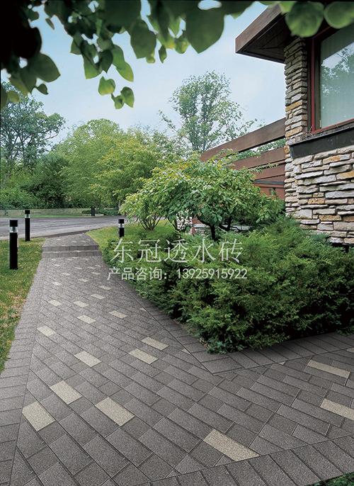 生態陶瓷透水磚是怎么讓城市變的更好的呢？